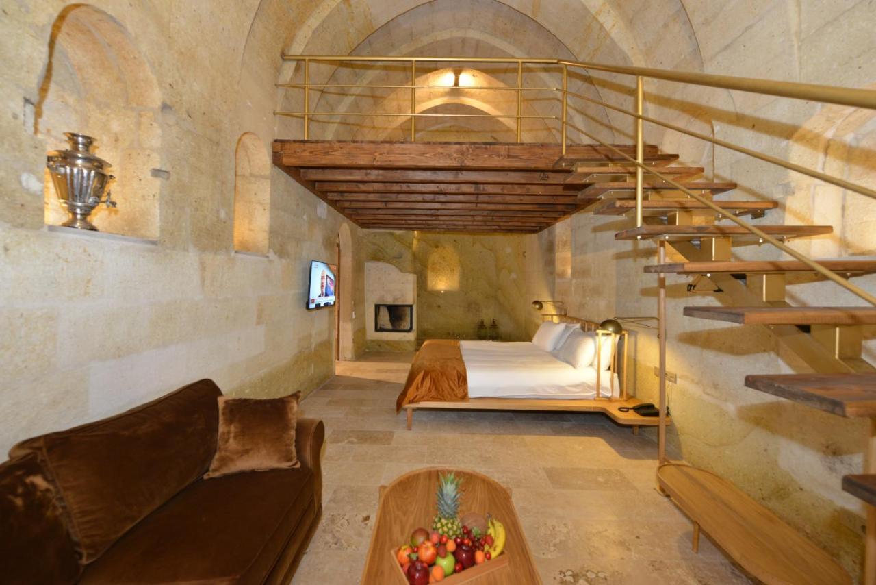 Evanthia Cave Suites ウルギュップ エクステリア 写真