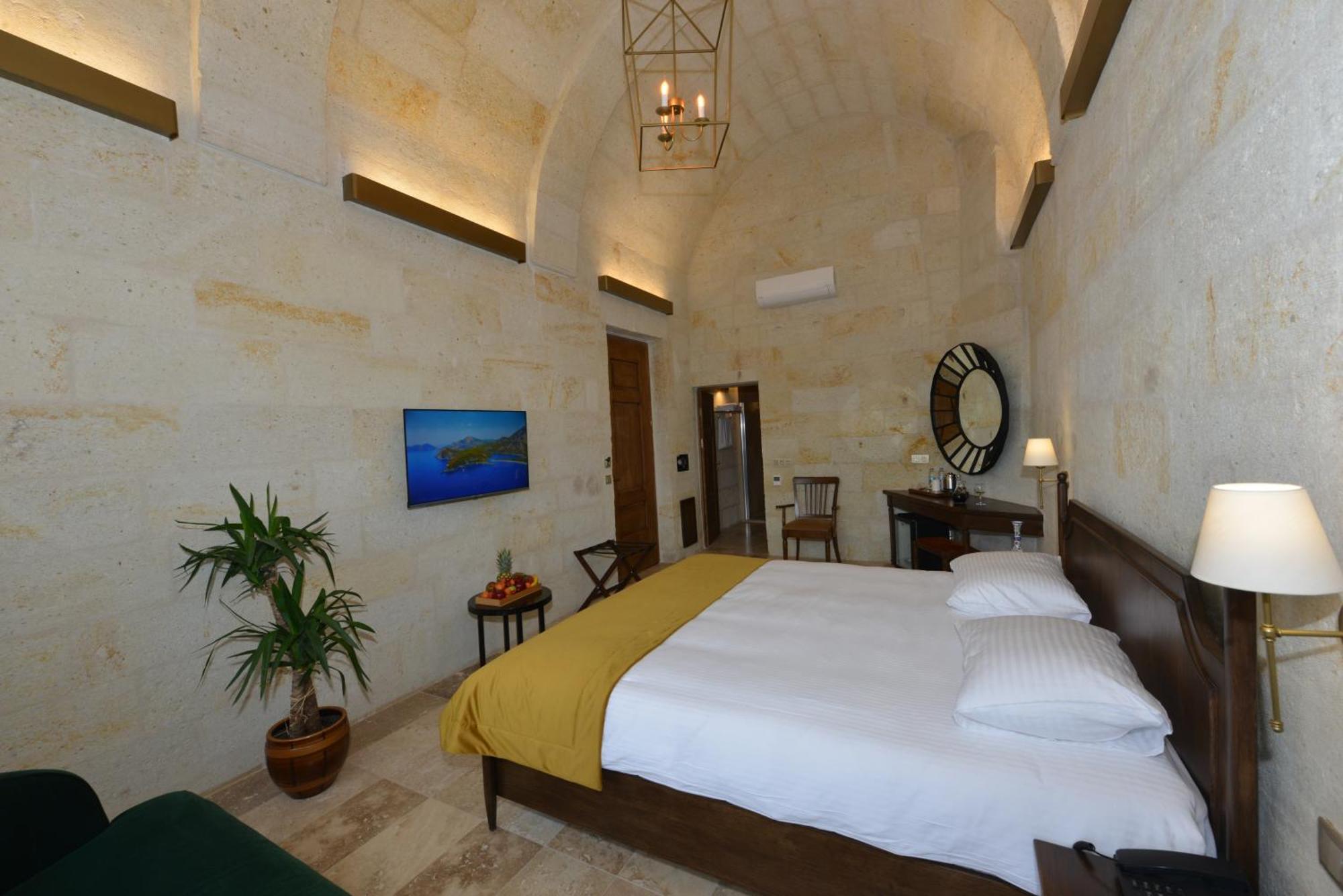 Evanthia Cave Suites ウルギュップ 部屋 写真