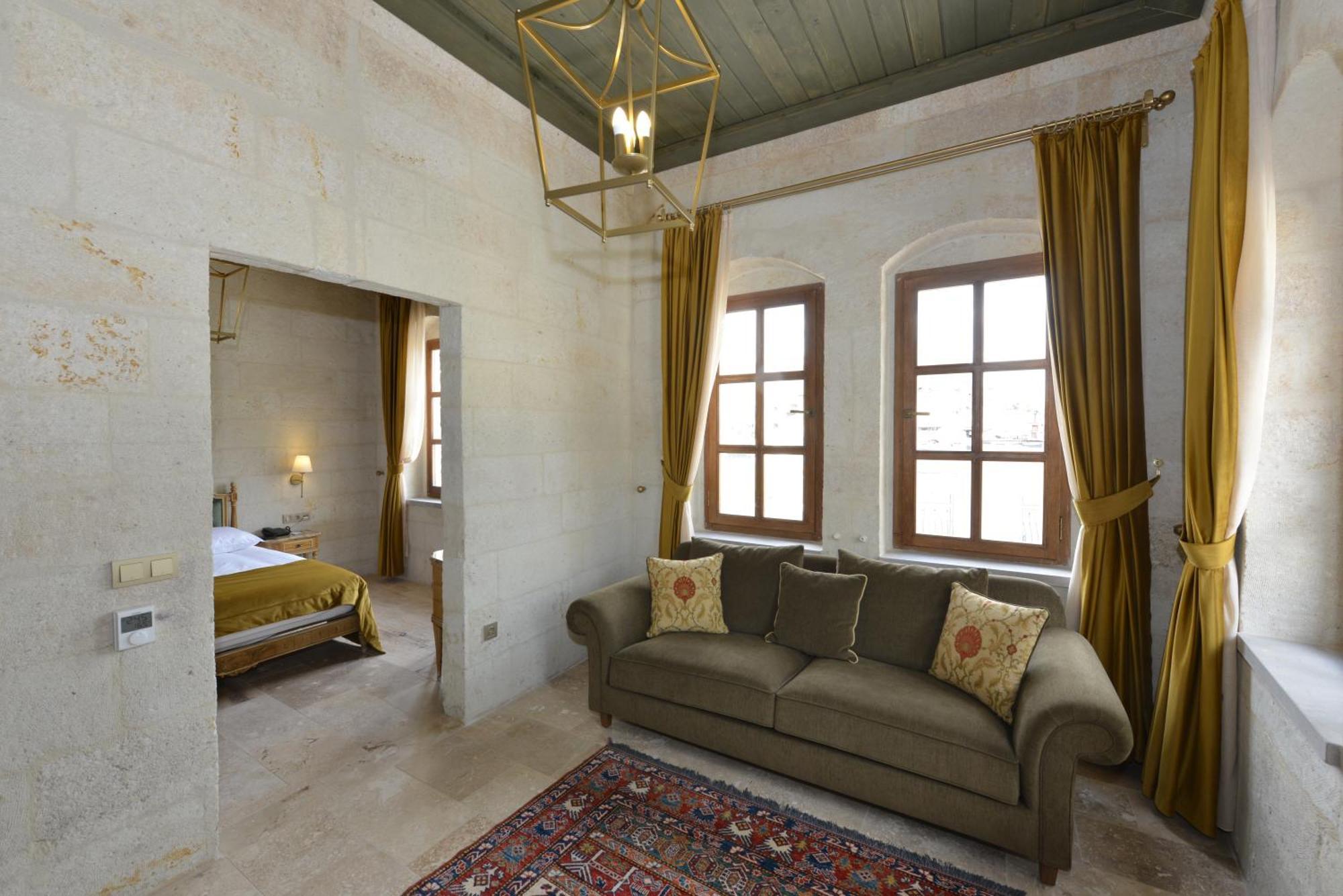 Evanthia Cave Suites ウルギュップ 部屋 写真
