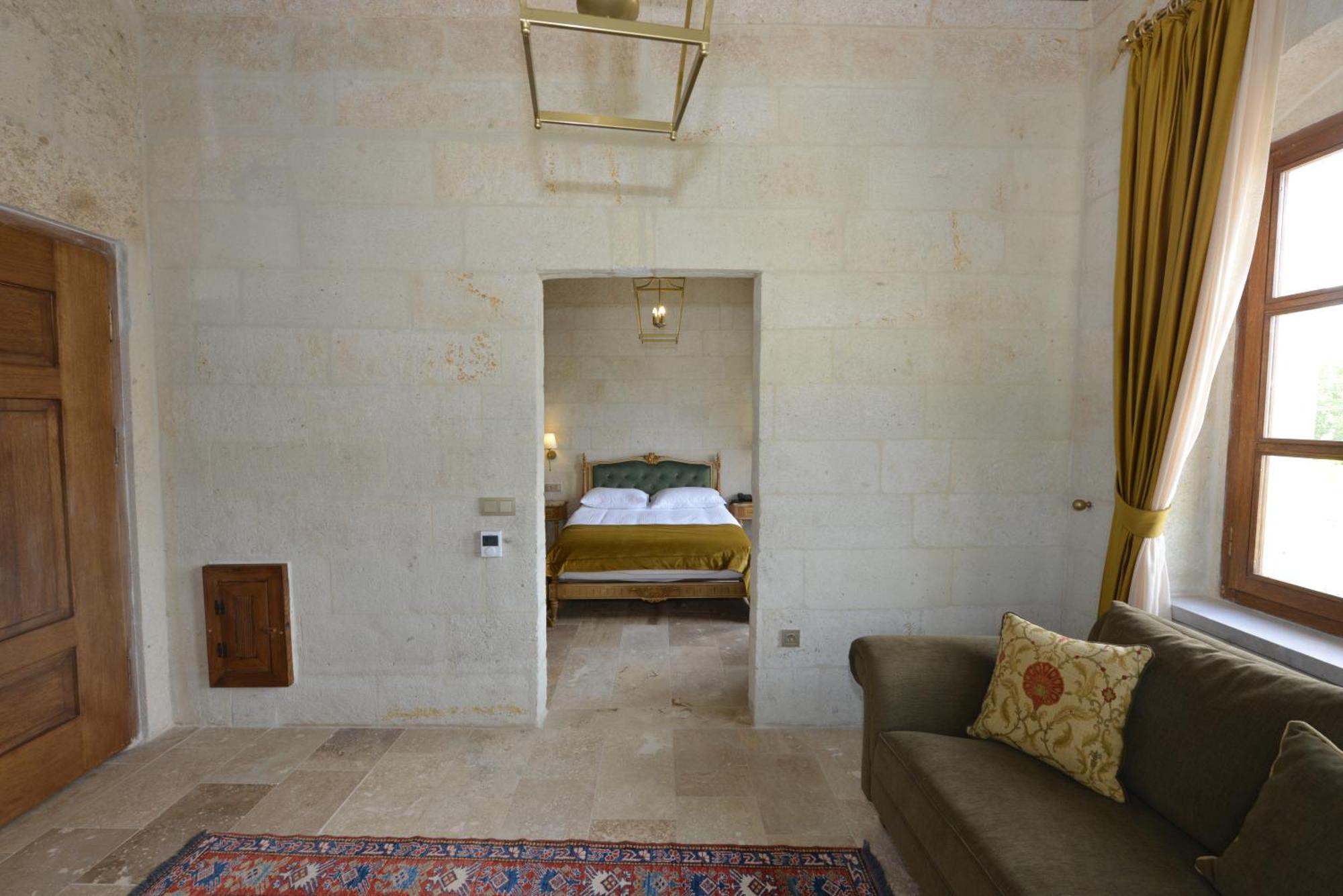 Evanthia Cave Suites ウルギュップ 部屋 写真