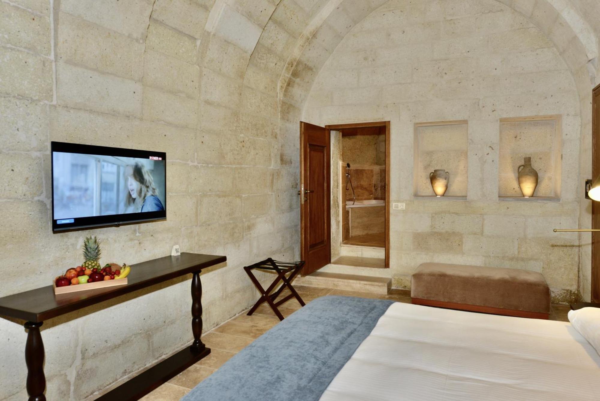 Evanthia Cave Suites ウルギュップ 部屋 写真