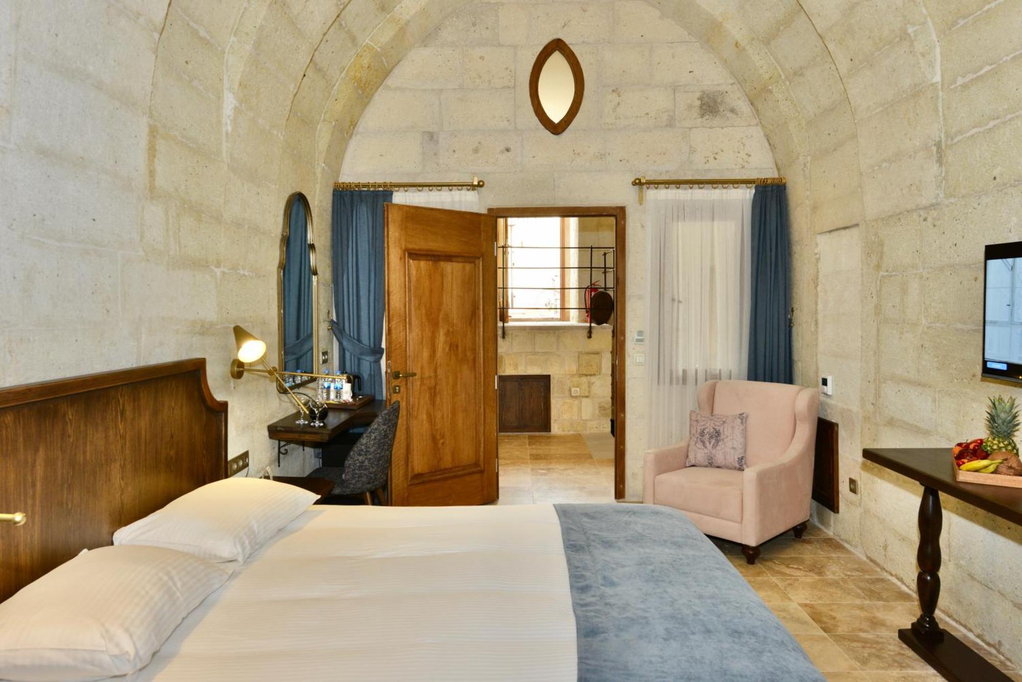 Evanthia Cave Suites ウルギュップ 部屋 写真
